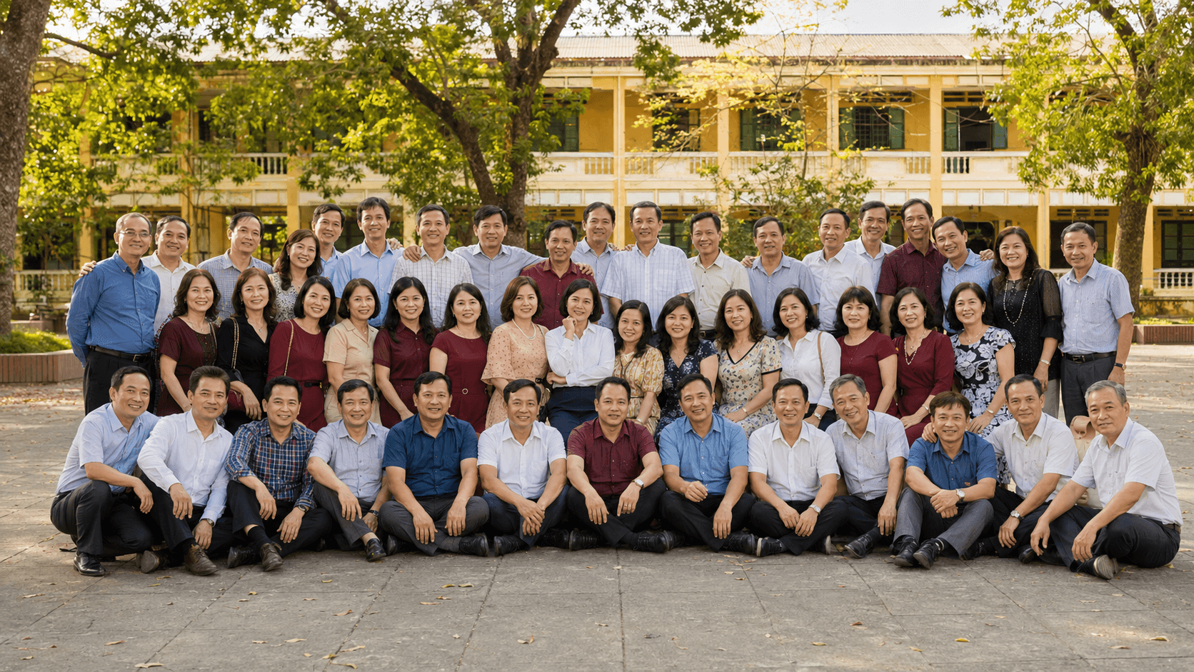 Lớp 12A3 trong ngày gặp lại